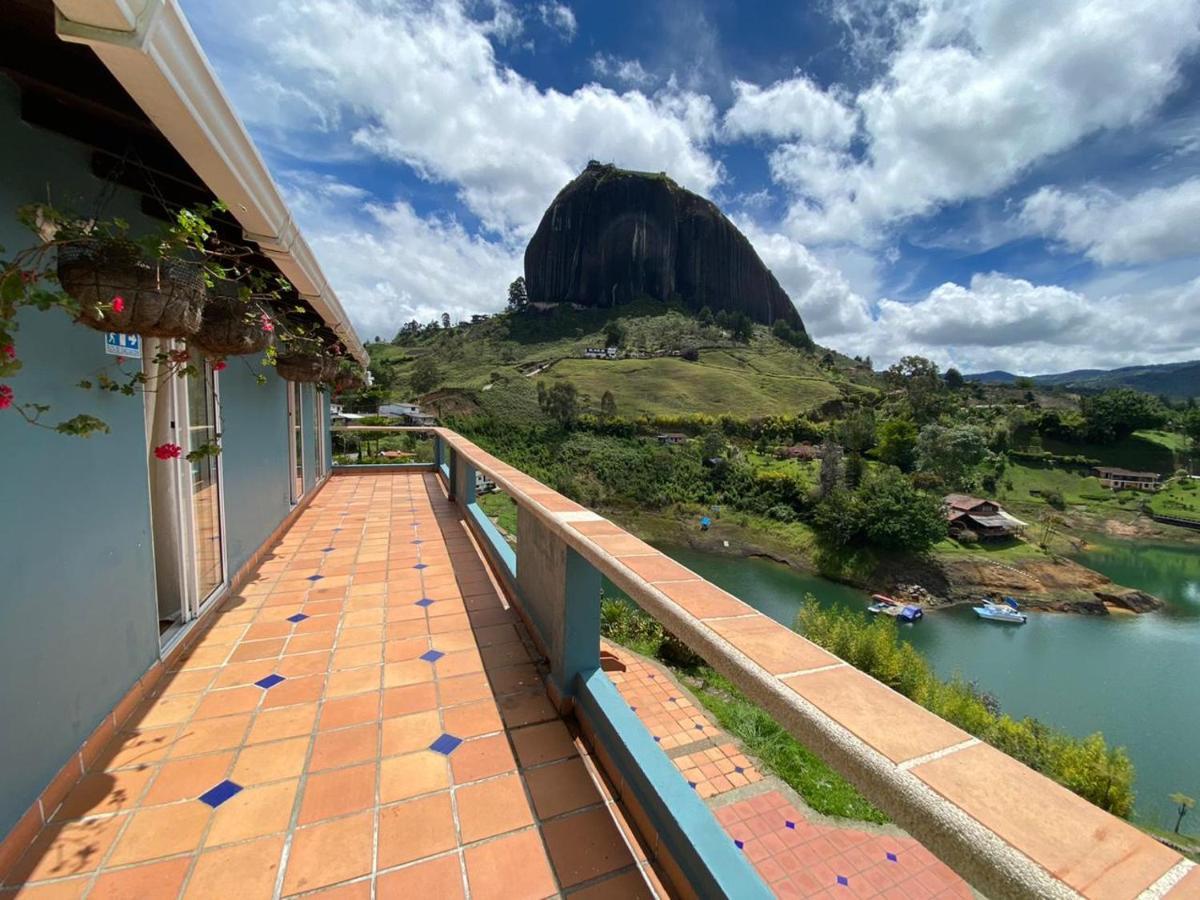 Casa Galeria Guatape Villa Buitenkant foto