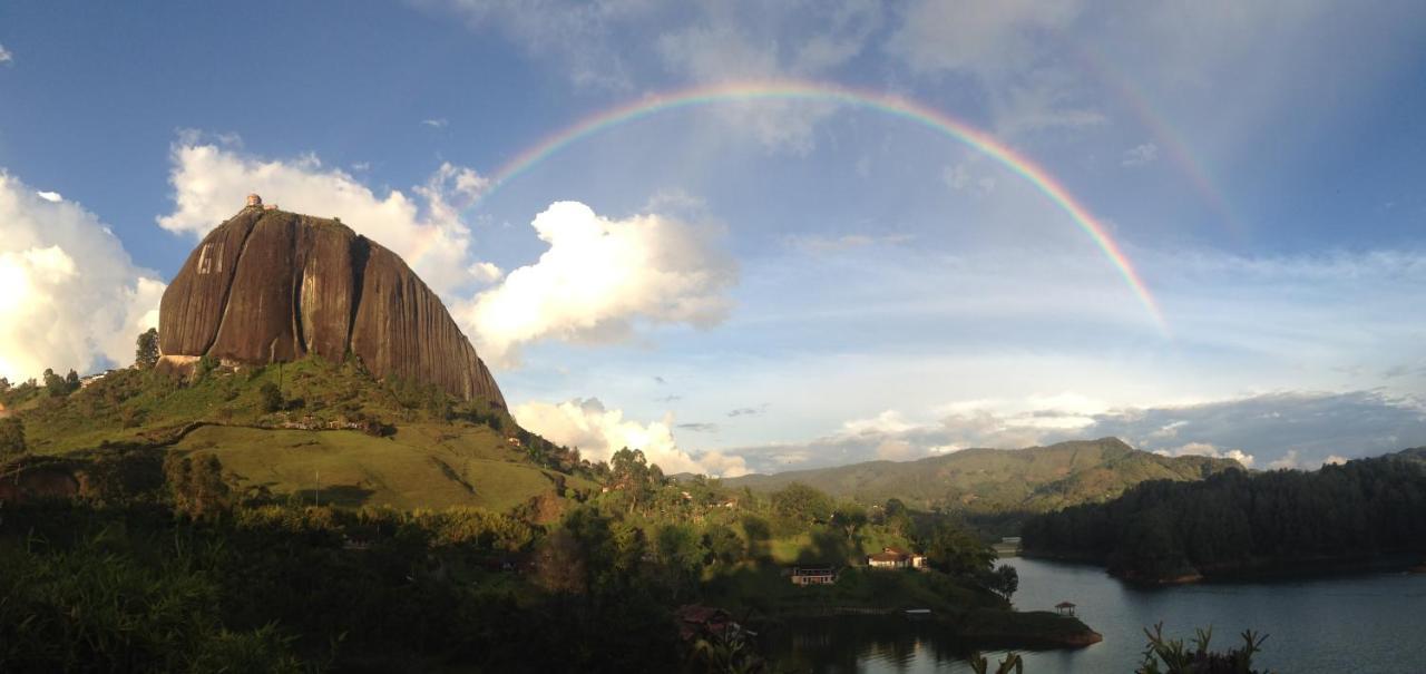 Casa Galeria Guatape Villa Buitenkant foto