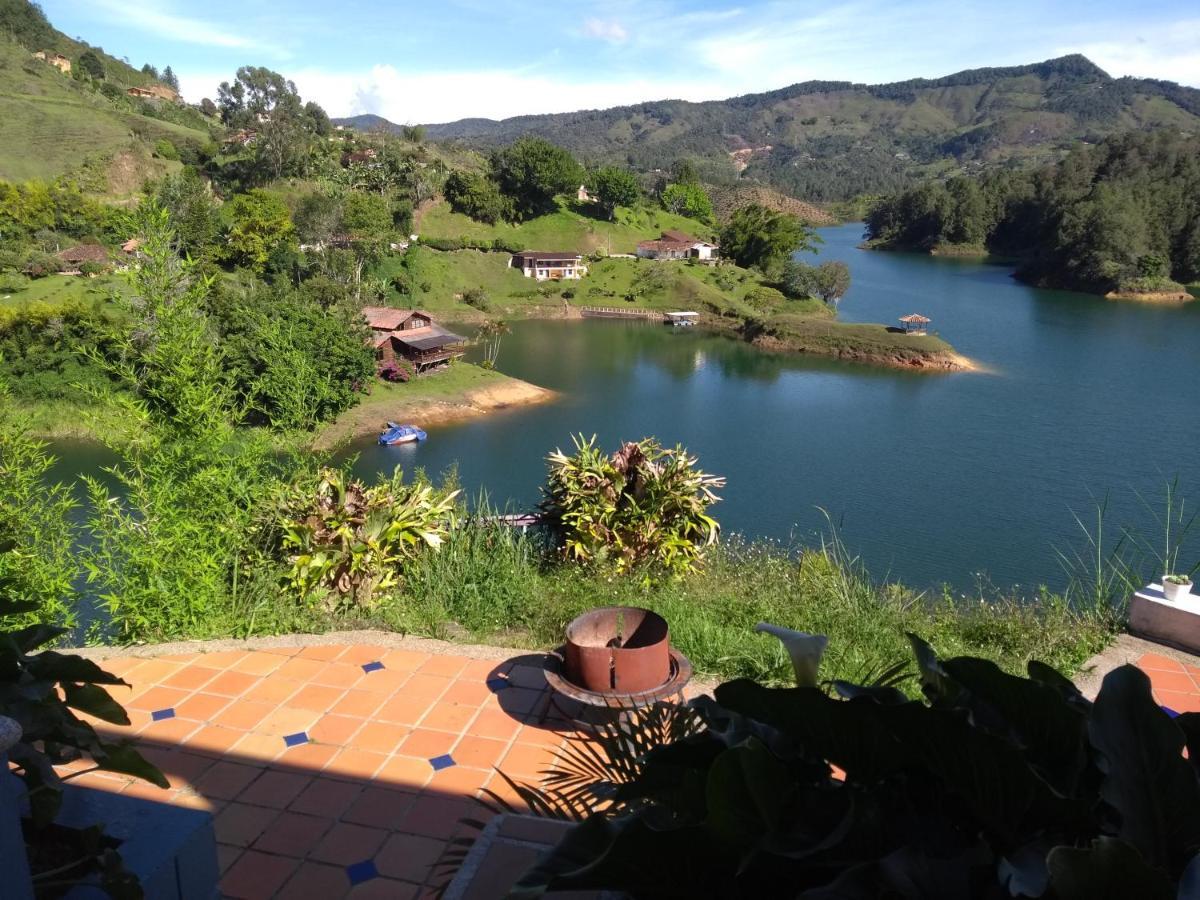 Casa Galeria Guatape Villa Buitenkant foto