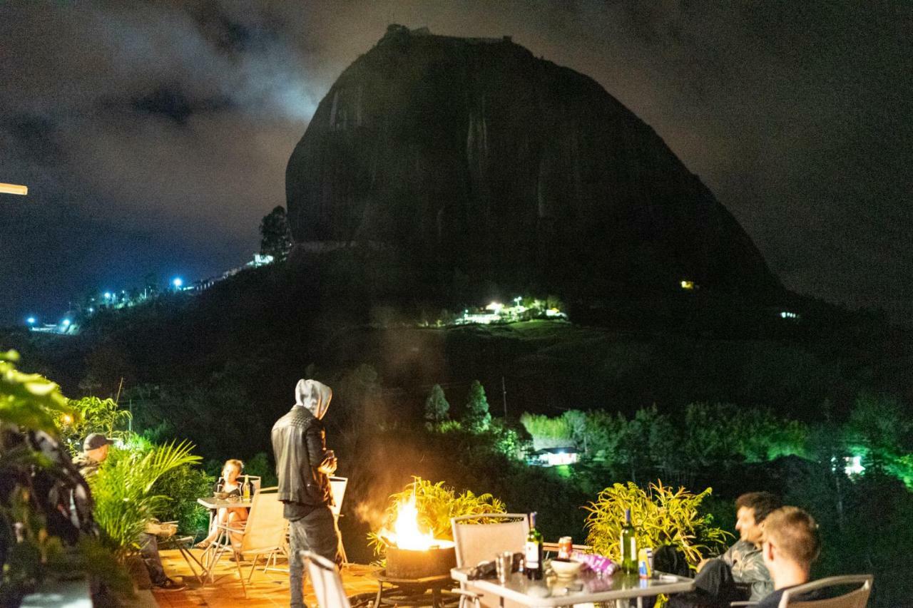 Casa Galeria Guatape Villa Buitenkant foto