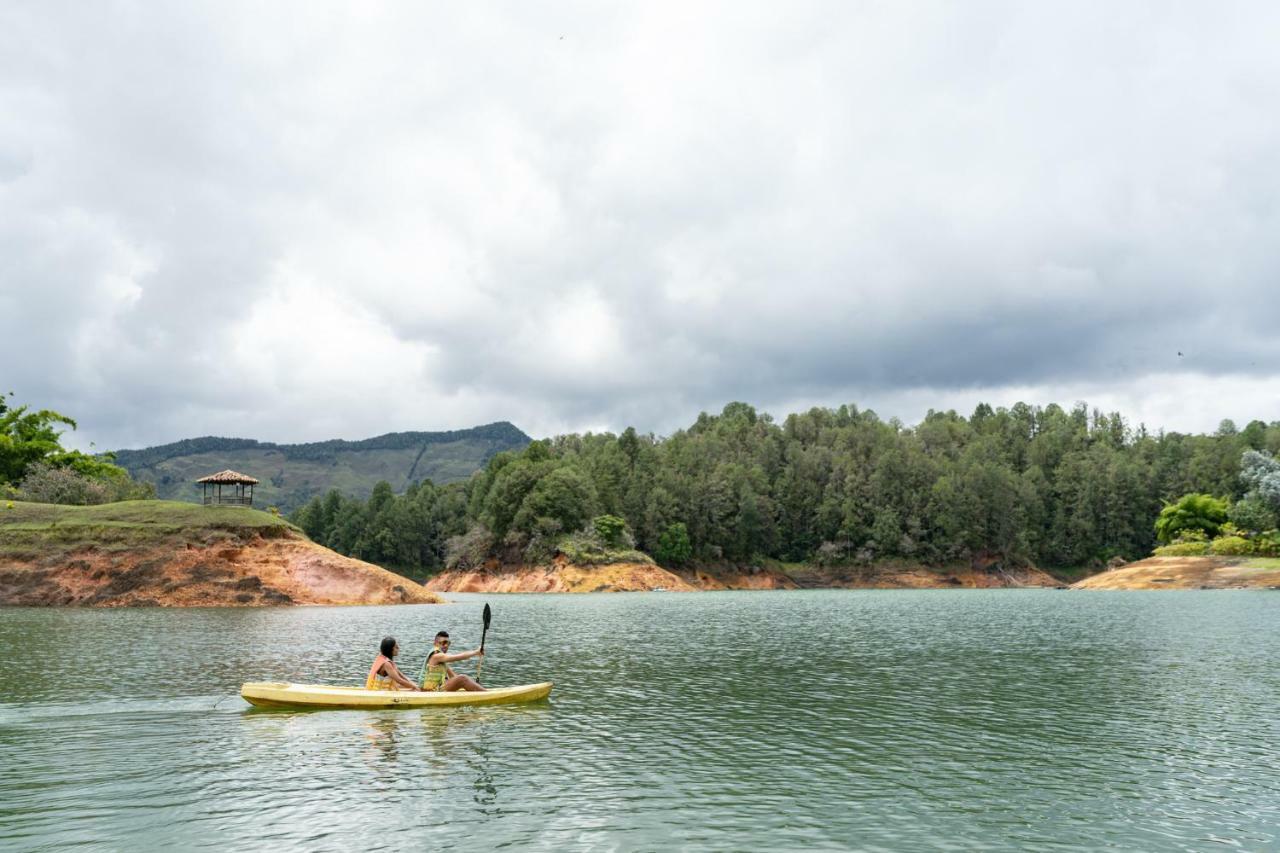 Casa Galeria Guatape Villa Buitenkant foto