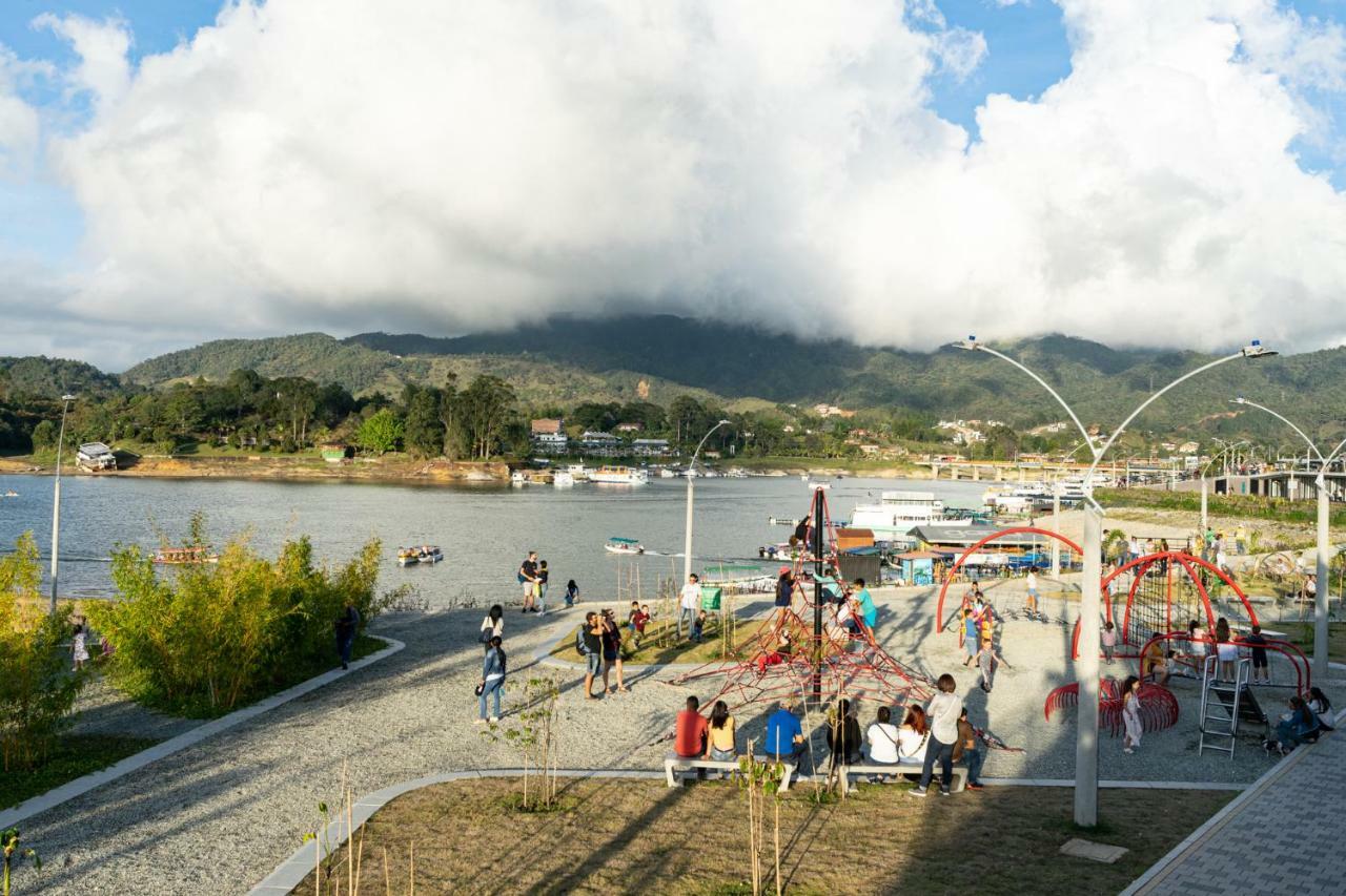 Casa Galeria Guatape Villa Buitenkant foto