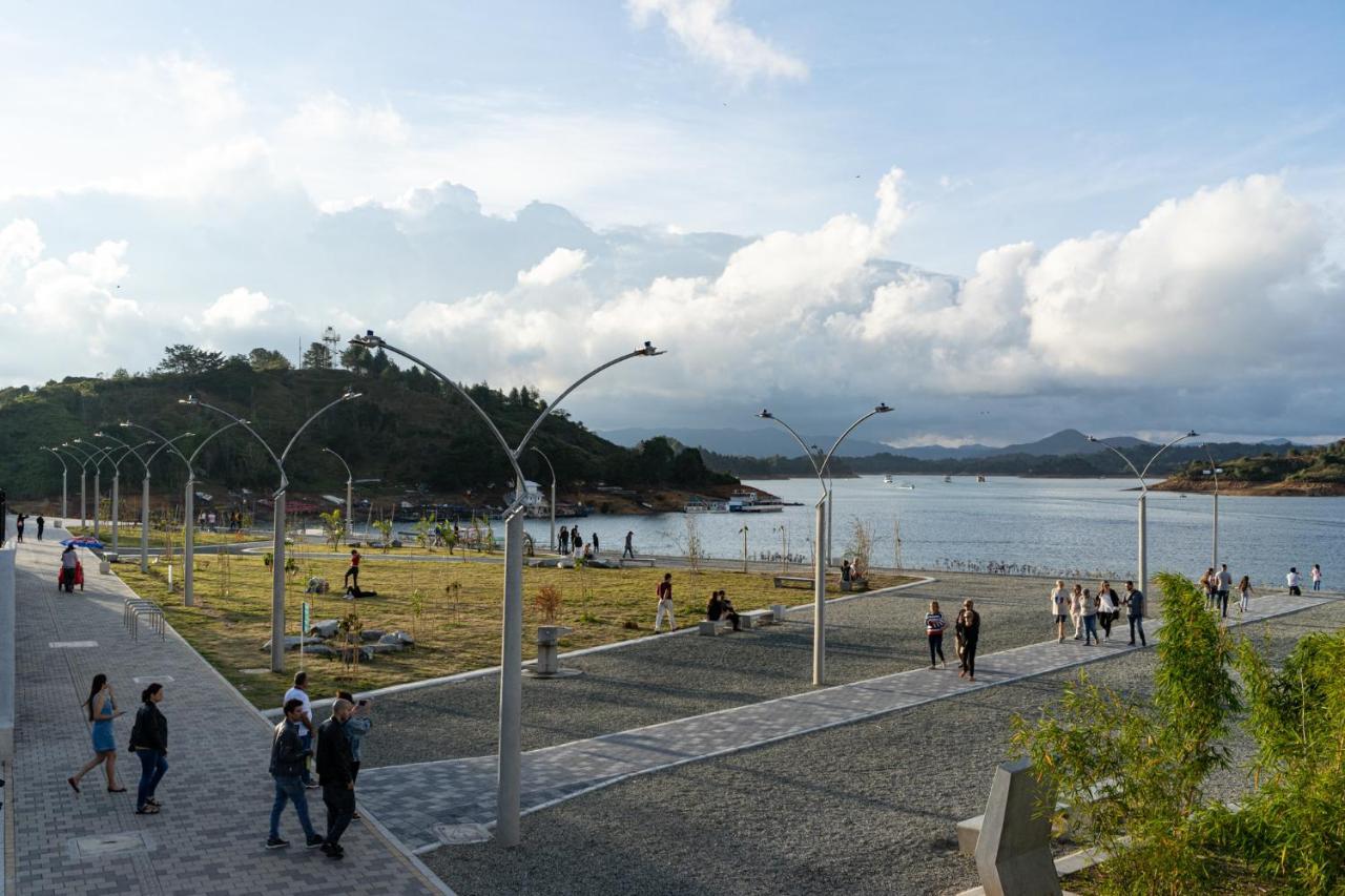 Casa Galeria Guatape Villa Buitenkant foto