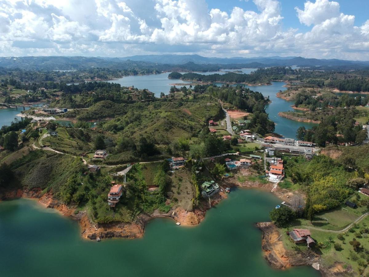 Casa Galeria Guatape Villa Buitenkant foto